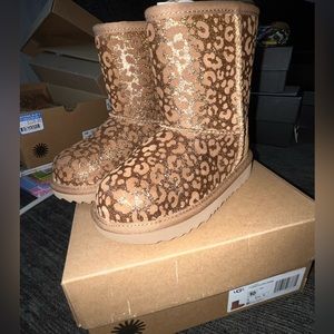 Toddler Cheetah print ugg